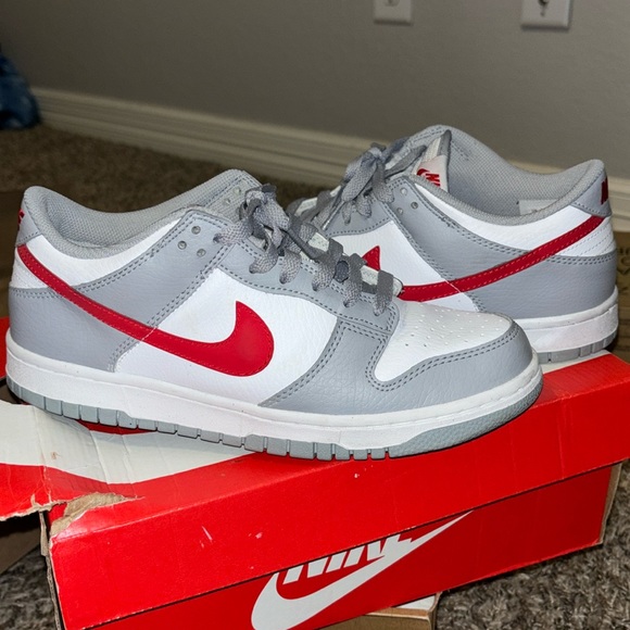 NIKE DUNK LOW GREY WHITE AND RED - Picture 2 of 7